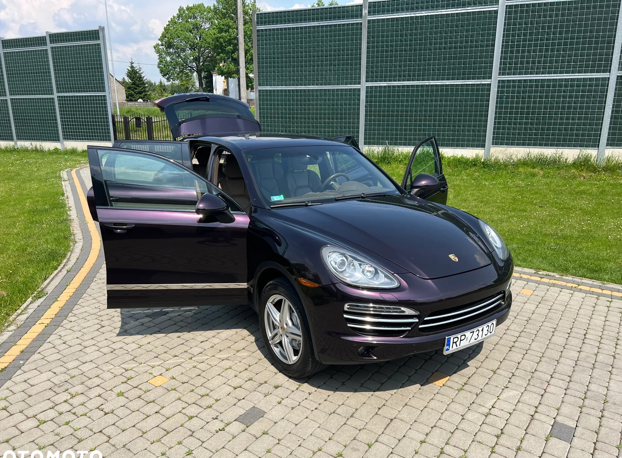 Porsche Cayenne cena 89900 przebieg: 118000, rok produkcji 2012 z Przemyśl małe 667